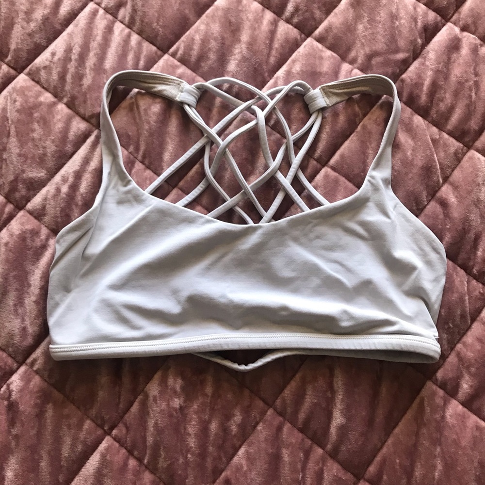 Lululemon Free To Be Wild bra